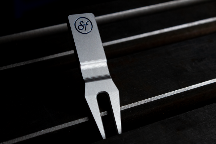 Precision-Milled Divot Tool